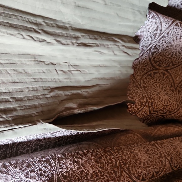 Aerie Offline Midi Dress - Picture 3 of 9